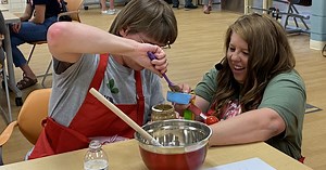 Former Special Olympics athlete teaches cooking class for adults with intellectual disabilities