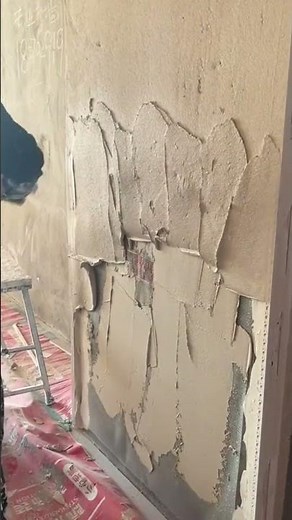 Repairing Damaged Interior Wall Plaster with Mesh Reinforcement Technique