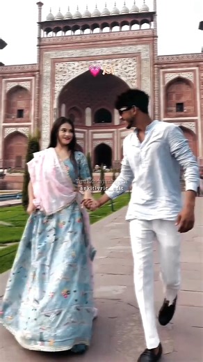 Tu Haseen Tera Naam Haseen❣️| Lyrics Video💖||watsapp status 🫶🏻||#lyrics #short