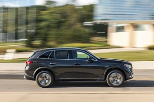 We've Tested and Ranked the Best Mercedes-Benz Hybrid SUVs for 2025