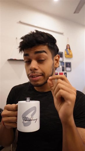 Shubhang Jaiswal on Instagram: "Delhi Is Dying. And We’re Pretending It’s Normal. Haan, main ek fitness influencer hoon. Par ye post gym ya body ke baare mein nahi hai. Ye saans lene ke haq ke baare mein hai. Pichhle kuch dino se Delhi Gurgaon literally choke kar raha hai. Diwali ko mahine ho gaye, phir bhi AQI neeche aane ka naam nahi le raha. Official data 200 300 bolta hai, par ground reality dekho heavy smog, zero visibility, jalti aankhen, ghut ti saansein. Ye sab coincidence nahi hai. Aur 