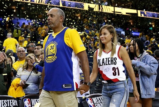 Stephen Curry's parents, Dell and Sonya Curry, issue statement following divorce