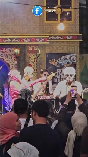 GRAVE - Saredona (Live at Cihampelas Walk Mall Bandung) | Sound of Hits