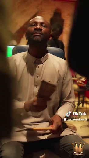 Vive L'Amour : Momo Dieng et la Musique Sénégalaise