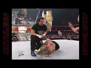 Tommy Dreamer vs. Raven | WWE RAW (2002)