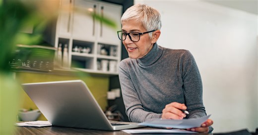 15 remote entry-level jobs that actually pay really well
