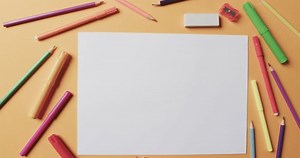 Overhead View Blank Sheet Paper School: vídeo stock (100% livre de direitos) 1105107463 | Shutterstock
