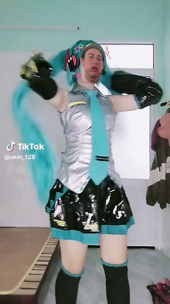 Exploring Hatsune Miku: Cultural Impact and Fanbase