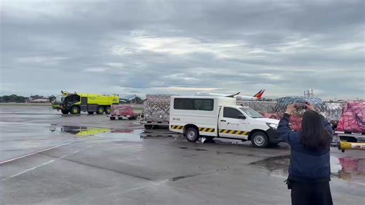 The Philippine Airlines' (PAL) first Airbus A350-1041 aircraft (RP-C3510) finally arrived at the Ninoy Aquino International Airport of Philippines this Saturday afternoon. In May this year, the airline said it was preparing for the delivery of nine Airbus A350-1000s and 13 A321 New Engine Option (NEO) aircraft, which will be deployed on nonstop flights to North America and other international destinations. #aircraft | FL360aero