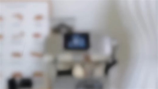 德龙（Delonghi）【政府补贴】咖啡机 冷萃半自动咖啡机 家用现磨意式研磨一体机 手动打奶泡 EC9255.M 银色