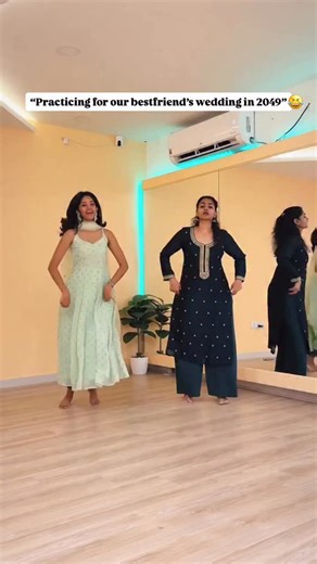 thesangeetstory on Instagram: "This part of the song hits different 😍 Tag your girl gang! If you do this choreography, do tag us! Choreo @thesangeetstory Space @parisplage.in 🎵 @arrahman @starmusic_offl Wedding choreo, wedding choreography, bride gang, Tamil wedding, wedding dance, sangeet dance, bridesmaids, Tamil songs, Kollywood, bestfriends, A R Rahman Songs"