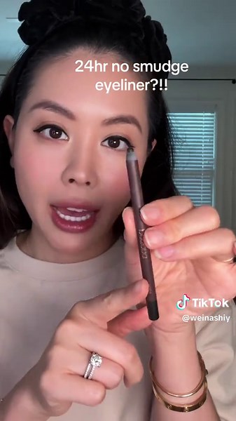 The smoothest creamiest smudge proof long lasting eyeliner I have ever used. @Persona Cosmetics #personacosmetics #Eyeliner #smudgeproofeyeliner #smudgeproof