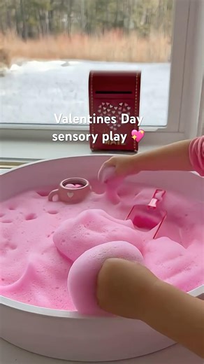 Valentine’s Day sensory Play 💖. Have you ever tried bubble foam before? #sensoryplay