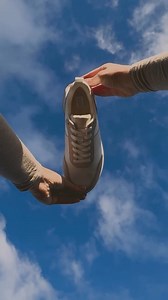 9.6K views · 30 reactions | Vintage runner vibes 欄 world-class Microwobbleboard™ technology. The F-Mode Flow Sneaker. Stunning. Gorgeous. Beautiful. | FitFlop | Facebook