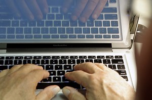 How to build a resume to transition from public to private sector