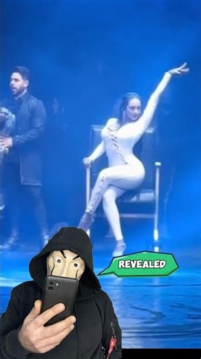 The Famous Chair Illusion Revealed 🪄 #magician #tricks #magic #magictricks #illusion