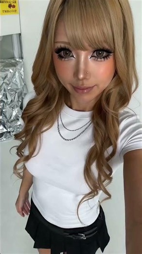This gyaru style look is way easier to pull off than you think