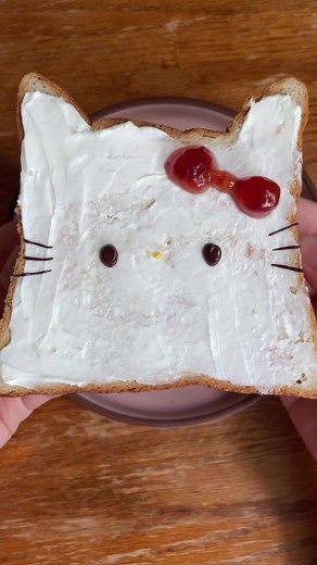 Hello Kitty cream cheese Japanese milk bread toast 🍞 #shokupan #japanesemilkbread #creamcheese #cutetoast #hellokitty #hellokittycafe #hellokittyfood #sanriocafe