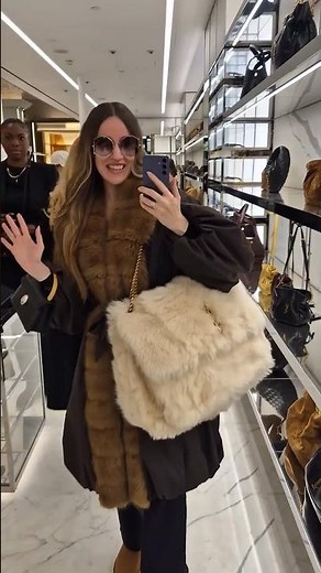 YSL Giant Shearling Bag | BIGGEST BAG IN THE WORLD #ysl #yslbag #saintlaurent Niki Jamie Icare Bag