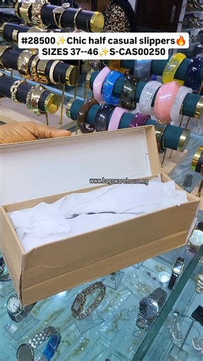 Ijaola Mojisola Helen on Instagram: "#28500💥💥 Sizes 37--42✨️NEW IN ✨️True to size Dope flat half slippers Gold, white, Black Are you aware our GIFT CARD/ SHOPPING VOUCHER 🎁 is the best you can gift a female loved one? It earns the recipient the luxury to shop any item of their choice from our wide varieties of items. CARD does not expire. It ranges from 50k to 500k. Whatsapp any of our SALES rep to order or use the WEBSITE. WE PROCESS AND DISPATCH ORDERS WITHIN 24HRS--48HRS. Click the link on