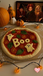 👨‍👩‍👧‍👦 Modern Family is the ultimate feel-good sitcom that redefined what family looks like 💯 From awkward parenting fails to laugh-out-loud chaos, this Emmy-winning show brings together three hilariously different households — all connected, all dysfunctional, and all heart ❤️ #NostalgiaVibes #ThrowbackTV #ClassicShows #TVAddict #RetroVibes #ExplorePage #ForYouPage #ViralOnReels #TrendingNow #SocialBuzz #instareels #viralreeĺs #topreels❤️ #entertainment #entertainmentvideos #viralviral #i