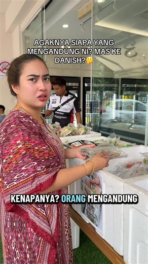 Emma's Delicious Bakery on Instagram: "Kita ni risau kat @nrmas_ , lah dia bawak backup pulak @pablo.boy_ . 🤣 Harini kedai kita buka macam biasa tau dari 12pm-12am (setiap hari)😍 ⏰ Waktu Operasi: 12 tengahari - 12 malam (Setiap Hari) 📍Waze/Google Maps: Emma Delicious Bakery (Hq) Gbs Helmet Setapak (Bawah Gbs Helmet) C-1-1, Residensi 357 Setapak (The Nest, Lorong 2/23D, Setapak #emmadeliciousbakery #kedaidessert #viral #kualalumpur #desserts"