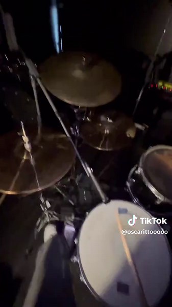 les cours arrivent bientôt sur insta : oscaritto.drums #justinbieber #babyjustinbieber #fyp #pourtoi #foryoupage #nostalgia #batterie #drumcover #drums #drummer
