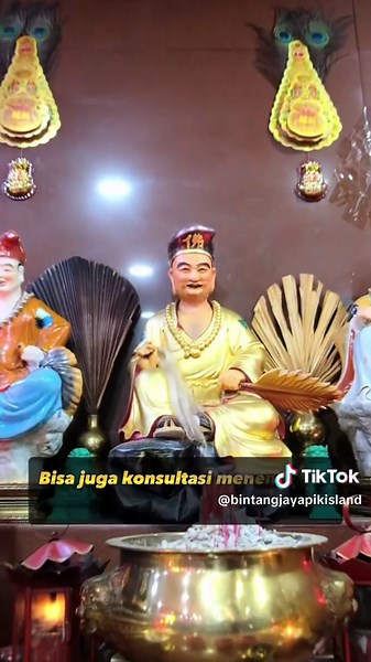 Persiapan Imlek di Bintang Jaya: Alat Sembahyang Lengkap