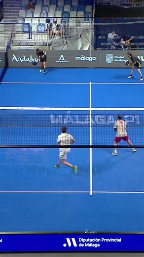 One touch winning volley — Premier Padel Malaga P1 highlights
