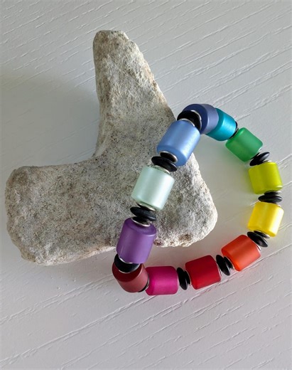 Colorful Plastic Beach Glass Beaded Bracelet – Elastic Sunshine Jewelry - Etsy