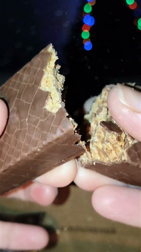 Chocolate Waffles asm #asmr #chocolate #unpacking #satisfying #unboxing #waffles #chocolatewaffle