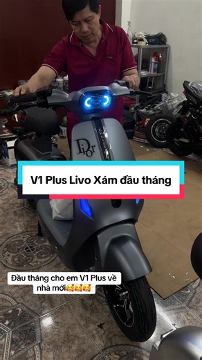 Mở Bát Khách Với V1 Plus Livo Đầu Tháng