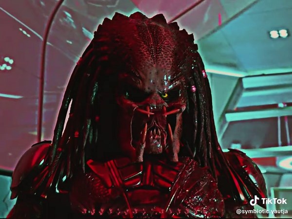 Slipknot kick is still here, but we are doing something different. #yautja #predator #yautjatok #yautjaprime #yautjapredator #editing #predatoredit #roadto1k #thepredator2018 #fugitivepredatoredit
