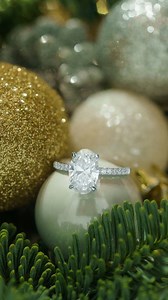 The magic of an engagement ring never fades 🥰💍 . . . #engagementring #proposalring #relatable #proposalgoals #diamondsareagirlsbestfriend | Michael Trio