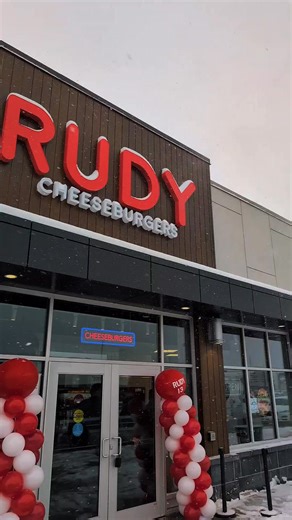 London, meet your new burger obsession 🍔 We’re excited to welcome Rudy to White Oaks Mall! New to the city and famous for their smash burgers, Rudy is officially open and ready for you! Come check them out and see what the hype is all about ✨ | White Oaks Mall