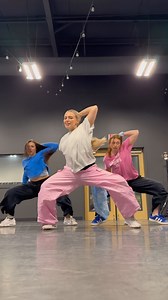 roc steady 💅🏼🩵 teaching my first class of 2026 tonight! Link in bio to sign up :) #AREA54 #dance #nashville | Jordan Grace