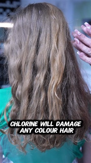 Lizzie Liros Hairstylist on Instagram: "WTF | Week 13: Kids’ Hair Turns Green after being in Pools 💚🏊‍♂️ 🚨Attention mums, I’ve got hacks and solutions for you. This week, I’m breaking down why kids’ hair turns green in pools and yes, chlorine is the culprit. It reacts in the hair and can leave that green tinge behind, especially on lighter or more porous hair. I explain what’s actually happening, why some kids are more affected than others, and I share a simple at-home fix I use to remove the