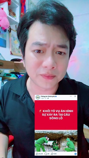 370K views · 10K reactions | Túm hết, bế hết....tụi nó đi... mấy anh áo xanh ui | Phùng Vạn An | Facebook