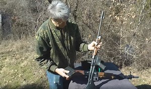 The SMG Guns Type 1 FG-42 Reproduction Is On Its Way!