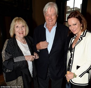 Archie Stirling ~ Detailed Biography | Photos | Videos