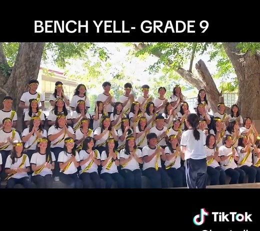 Grade 9 Bench Yell Ideas & Lyrics