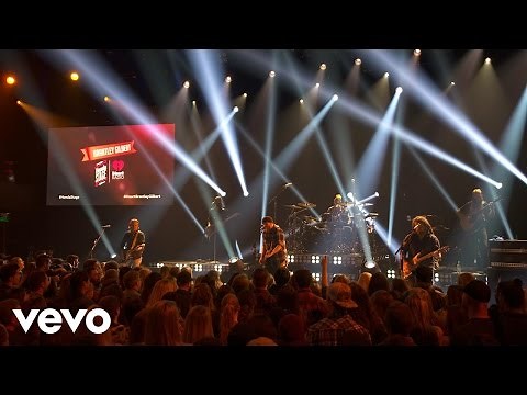 Brantley Gilbert - Dirt Road Anthem (Live on the Honda Stage at iHeartRadio Theater LA)
