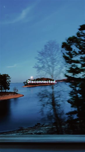 ENA 🦋 (@hernameisena)’s video of disconnected movie