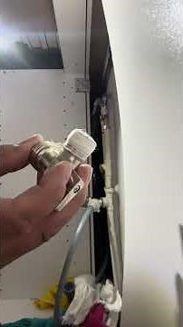 🚰💧 Ton robinet de machine à laver fuit, est grippé ou rouillé ?