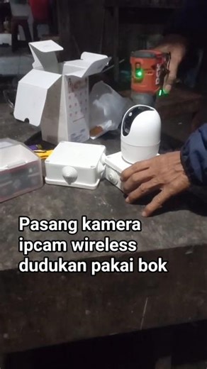 Install the smart wireless ipcam camera using a neat looking box holder