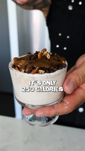 Matthew Orlando on Instagram: "Booooom, 250 calories, 30 grams of protein in this turtle brownie treat for weight loss. Comment “TREAT” below and I’ll send you my recipe book"