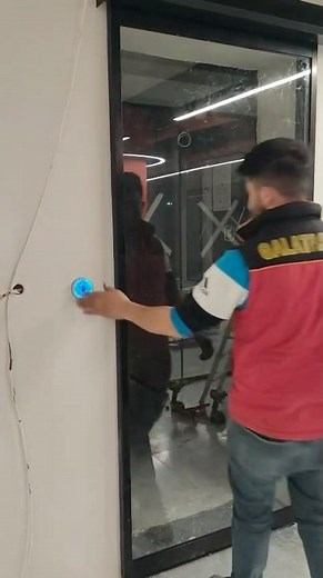 #dormakaba Automatic sliding door operator ES PROLINE