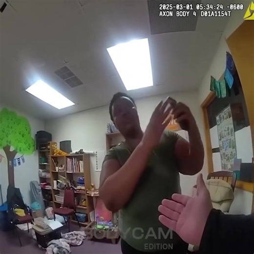 Enormous Woman Completely Explodes When Police Don't Take Her Side | Reality TV shows