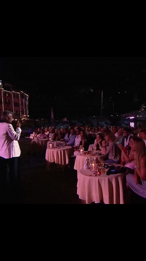 Andrea Bocelli - La Vie En Rose - Live - 2012 ft. Edith Piaf | Amazing Music