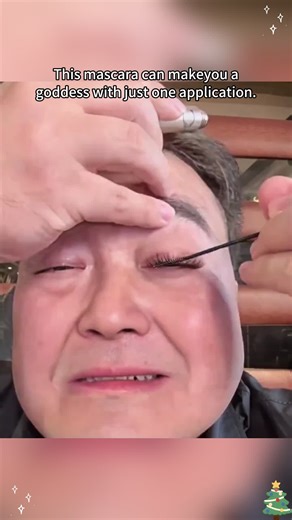 Create Long-Lasting Curls with Makeup